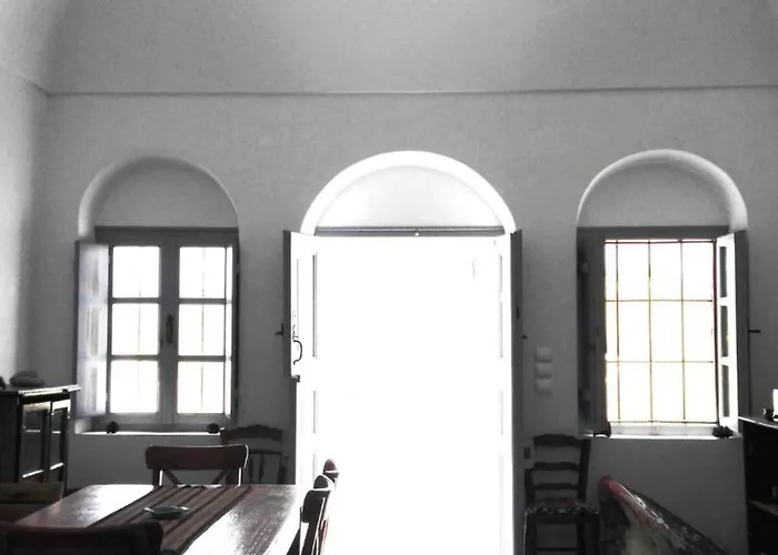 Palm Tree House With Beautiful View - 4 Persons